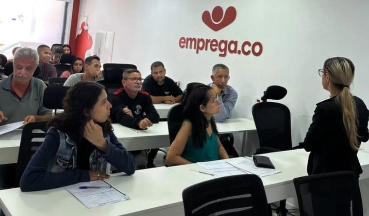 Emprega.co — programa do ecossistema G10 Favelas em ação